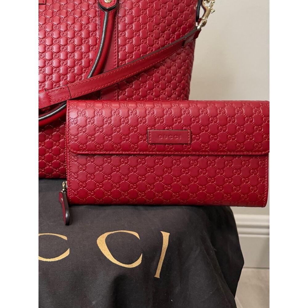 Gucci Microguccissima
Continental Flap Wallet Red
Leather - Picture 3 of 3